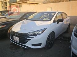 نيسان فيرسا